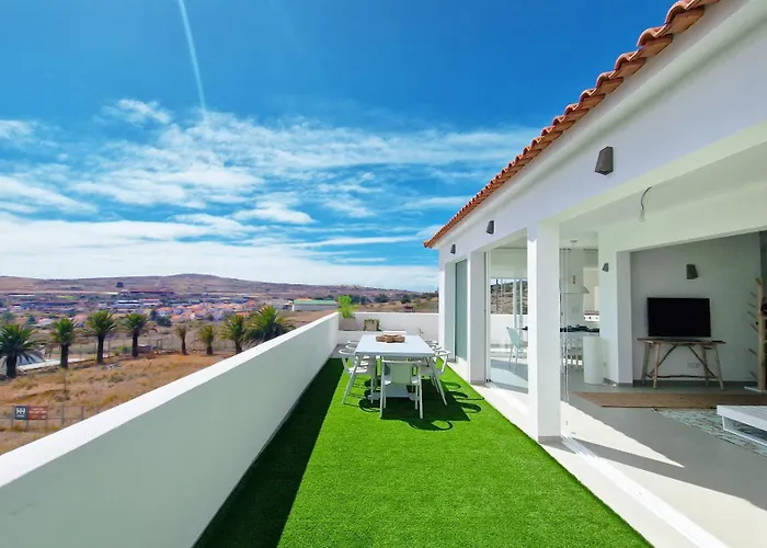 Casa Do Pico By Casas Dos Lebre *