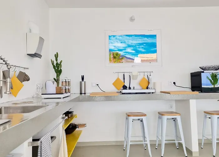 Casa Do Pico By Casas Dos Lebre *